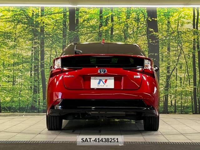 Toyota PRIUS 2019-12 349035-15