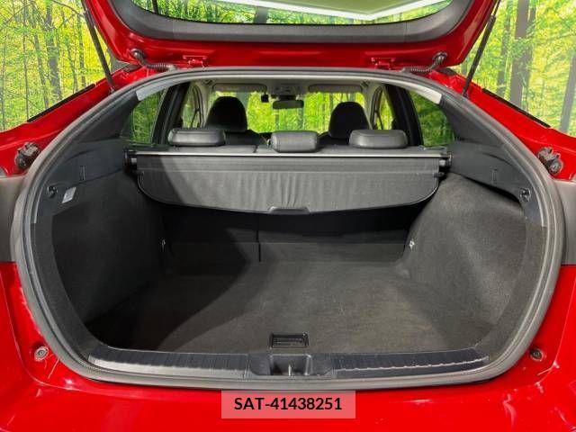 Toyota PRIUS 2019-12 349035-10