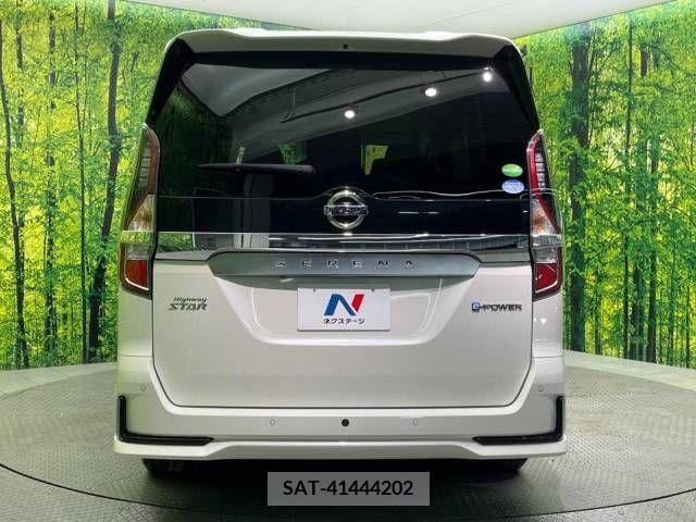 Nissan SERENA 2020-10 325089-16