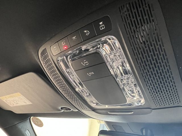 Mercedes Benz A-CLASS 2020-03 12211-12
