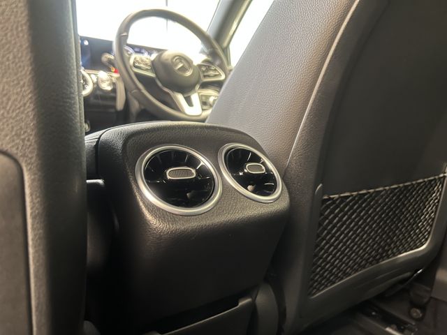 Mercedes Benz A-CLASS 2020-03 12211-16
