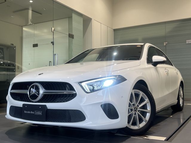 Mercedes Benz A-CLASS 2020-03 12211-0