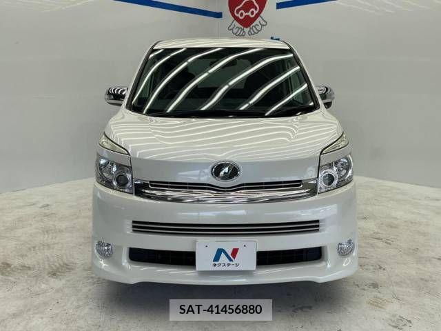 Toyota VOXY 2009-08 321321-15