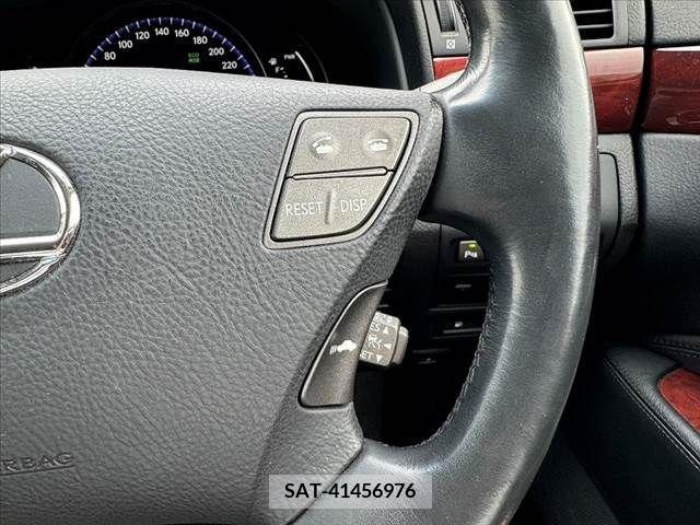 Lexus LS 2010-11 388366-25