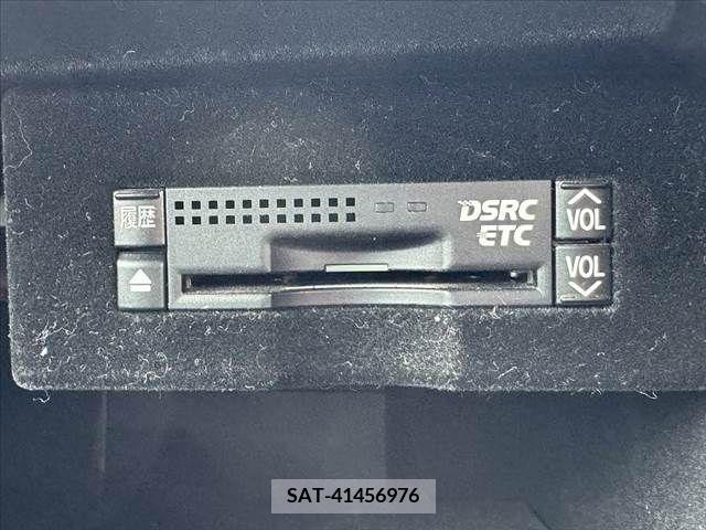 Lexus LS 2010-11 388366-27