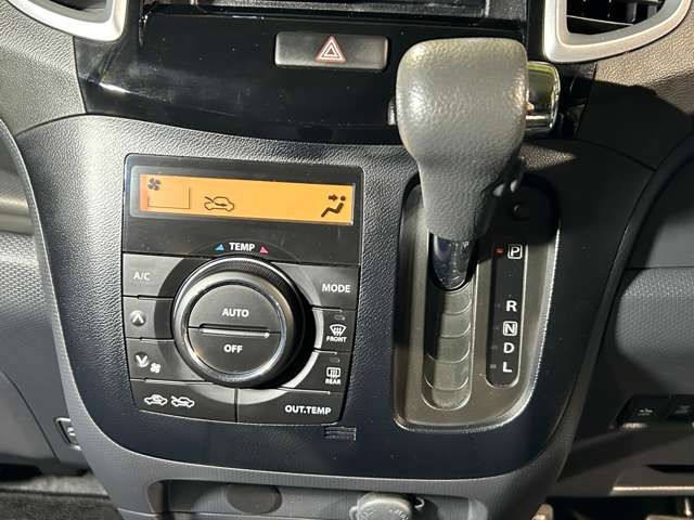 Suzuki SOLIO 2015-04 194332-9