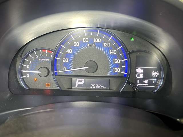 Suzuki SOLIO 2015-04 194332-4
