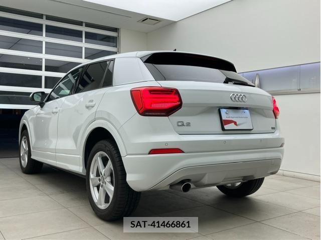 Audi Q2 2019-08 220497-5