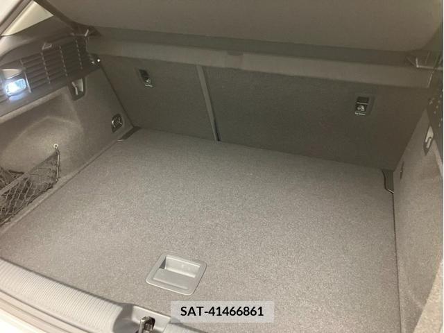 Audi Q2 2019-08 220497-16