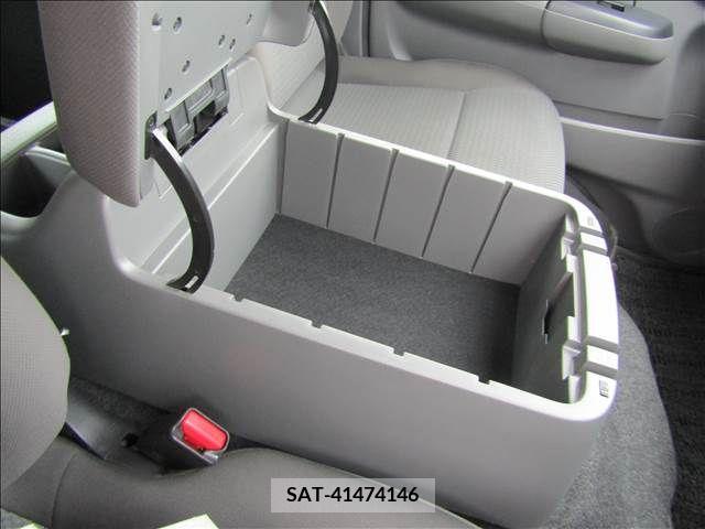 Nissan CARAVAN WAGON 2019-03 294826-13