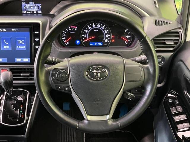 Toyota VOXY 2018-09 8759-12