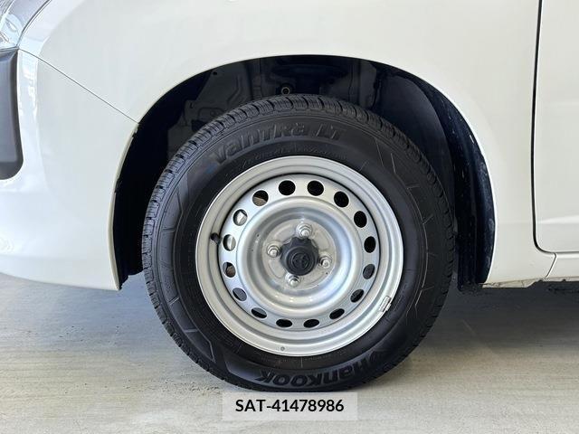 Toyota PROBOX VAN 2023-01 298258-5
