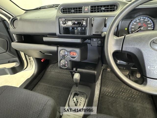 Toyota PROBOX VAN 2023-01 298258-13
