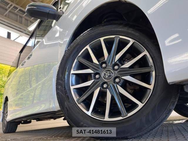 Toyota VOXY 2015-05 348662-13