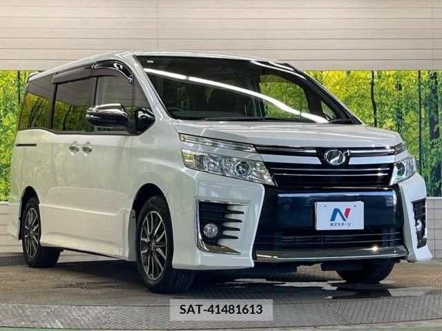 Toyota VOXY 2015-05 348662-16