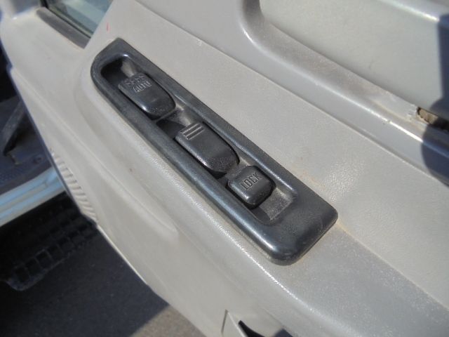 Mazda TITAN 2005-09 13562-8