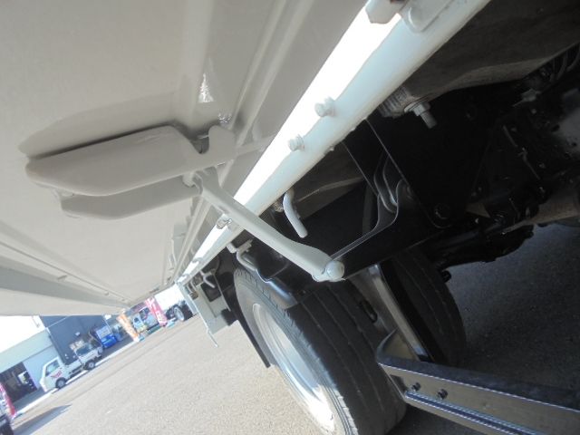 Mazda TITAN 2005-09 13562-28