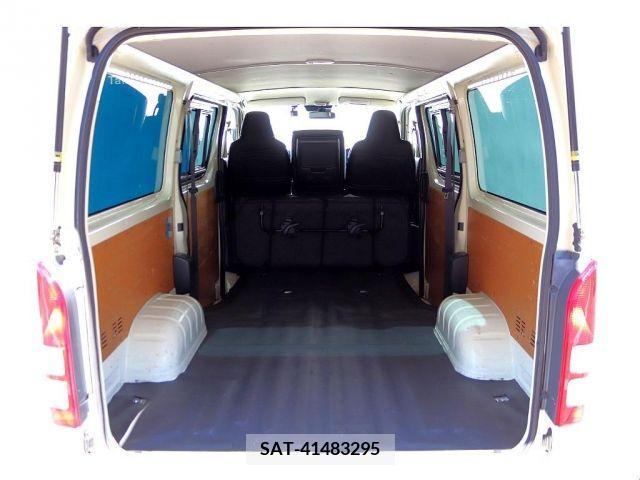 Toyota REGIUSACE VAN 2018-01 202562-15