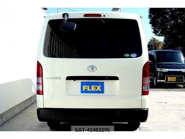 Toyota REGIUSACE VAN 2018-01 202562-7