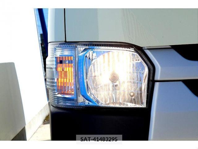 Toyota REGIUSACE VAN 2018-01 202562-8
