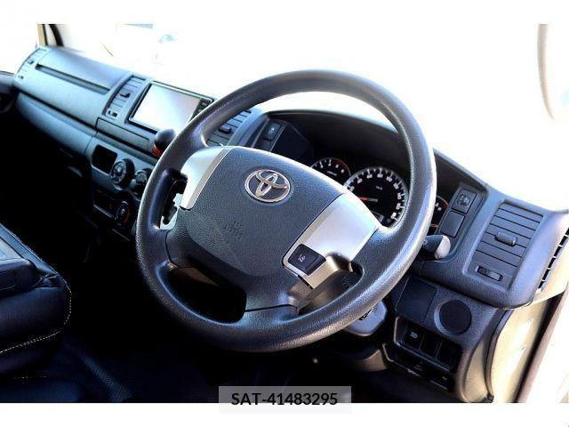 Toyota REGIUSACE VAN 2018-01 202562-12