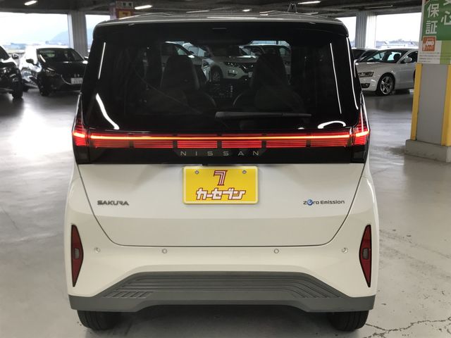 Nissan Sakura 2022-07 21230-7