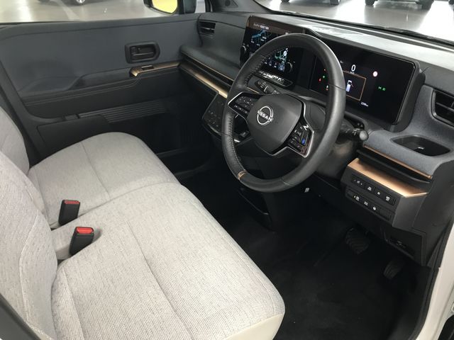 Nissan Sakura 2022-07 21230-11