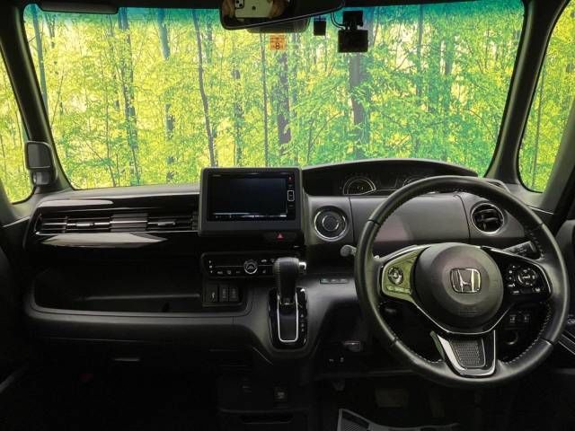 Honda N BOX CUSTOM 2021-08 186331-1