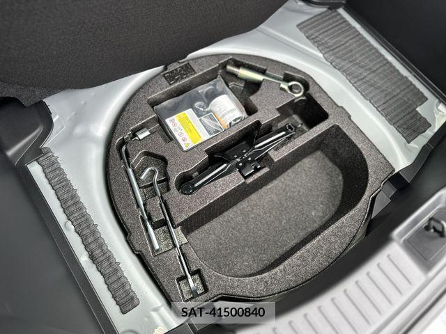 Mazda MAZDA2 2022-08 329526-17