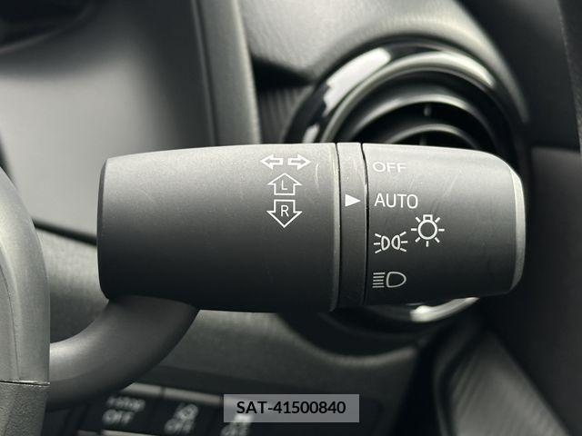Mazda MAZDA2 2022-08 329526-8