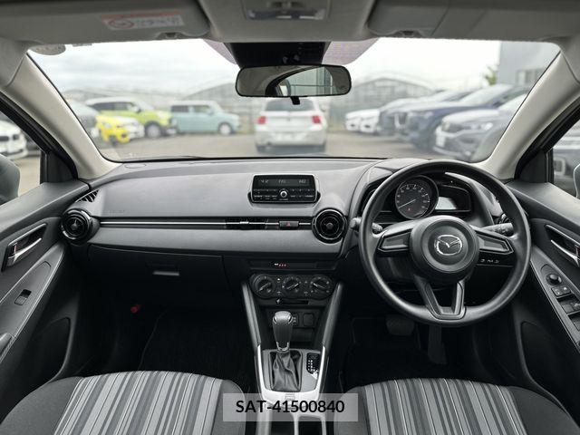 Mazda MAZDA2 2022-08 329526-1