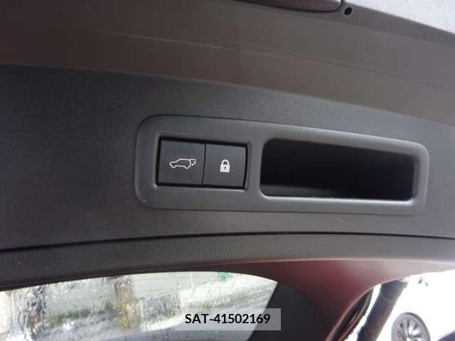 Lexus UX 2019-03 298598-9