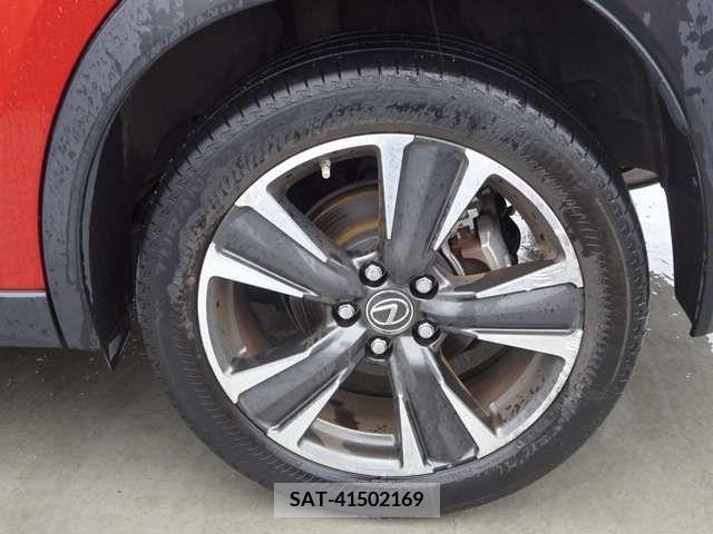 Lexus UX 2019-03 298598-13
