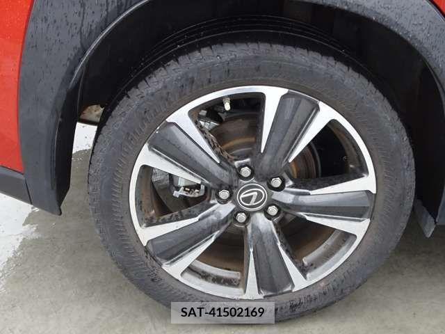 Lexus UX 2019-03 298598-14
