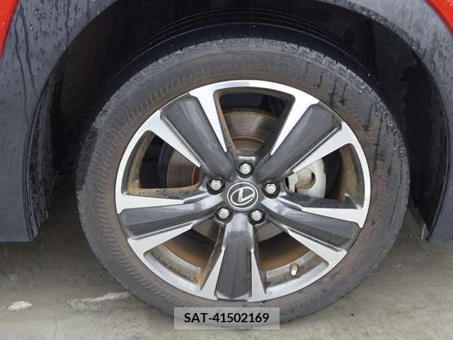 Lexus UX 2019-03 298598-15