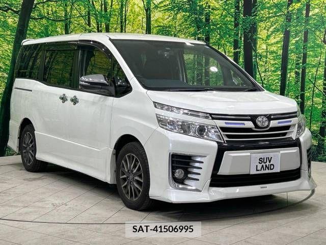 Toyota VOXY 2016-01 348807-17