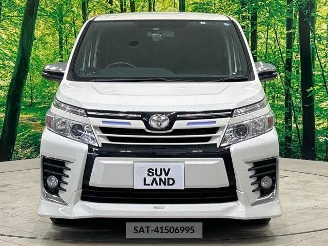 Toyota VOXY 2016-01 348807-15