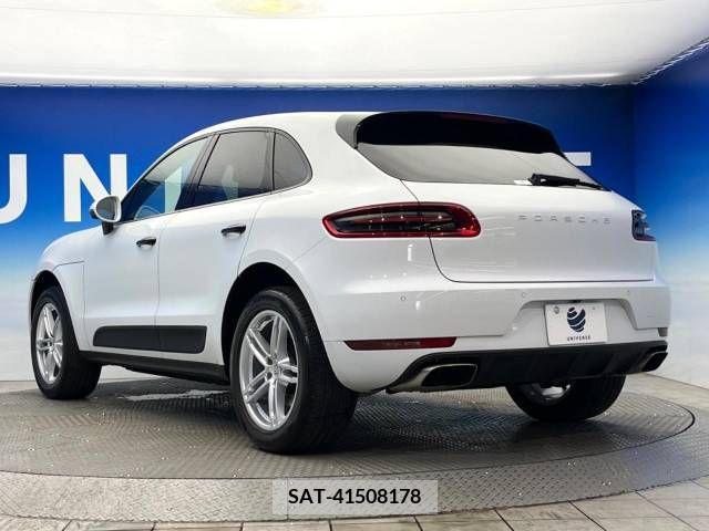 Porsche MACAN 2017-12 346219-18