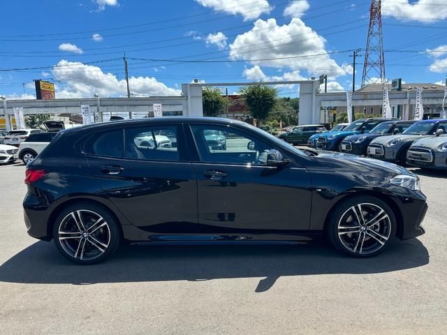Bmw 1 SERIES 2022-06 29141-8