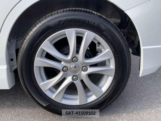 Mitsubishi DELICA D2 2017-01 267282-8