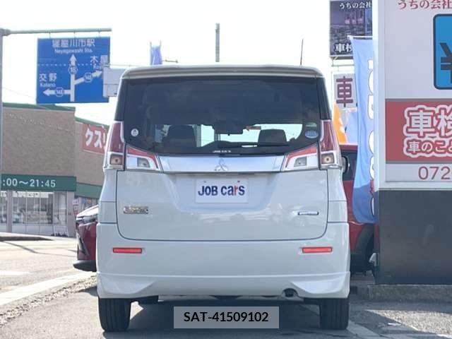 Mitsubishi DELICA D2 2017-01 267282-4