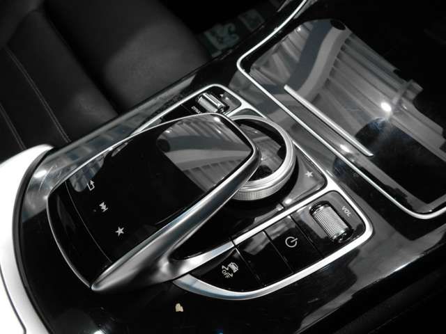 Mercedes Benz GLC-CLASS 2018-11 192149-11