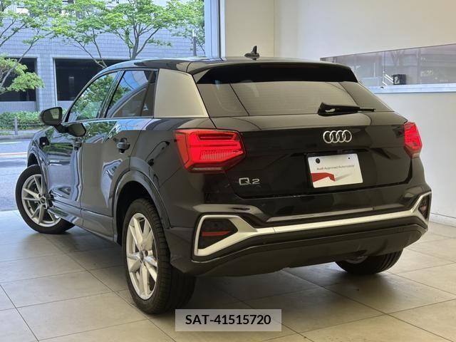 Audi Q2 2021-10 292726-5