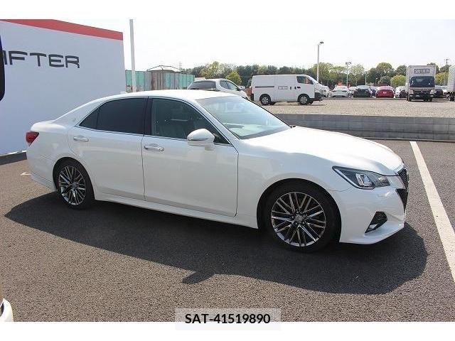 Toyota CROWN SEDAN 2016-01 373133-7