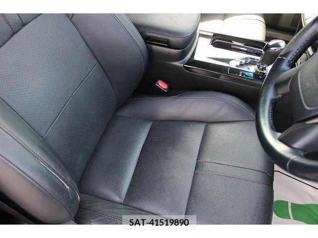 Toyota CROWN SEDAN 2016-01 373133-13