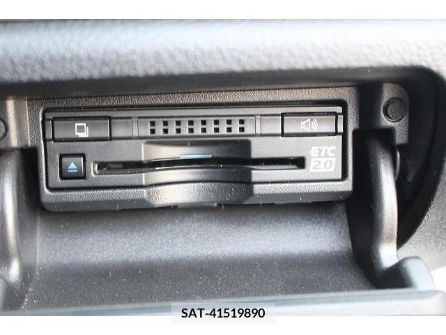 Toyota CROWN SEDAN 2016-01 373133-3