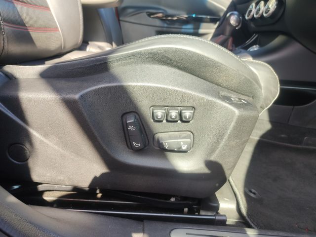 ALFA ROMEO GIULIETTA 2014-09 23676-4
