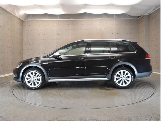 VolksWagen GOLF ALLTRACK 2016-09 10166-9