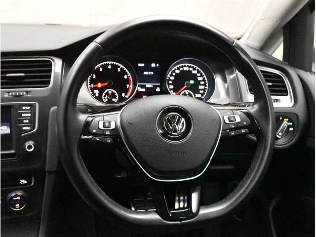 VolksWagen GOLF ALLTRACK 2016-09 10166-16