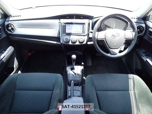 Toyota COROLLA AXIO 2019-06 358007-1
